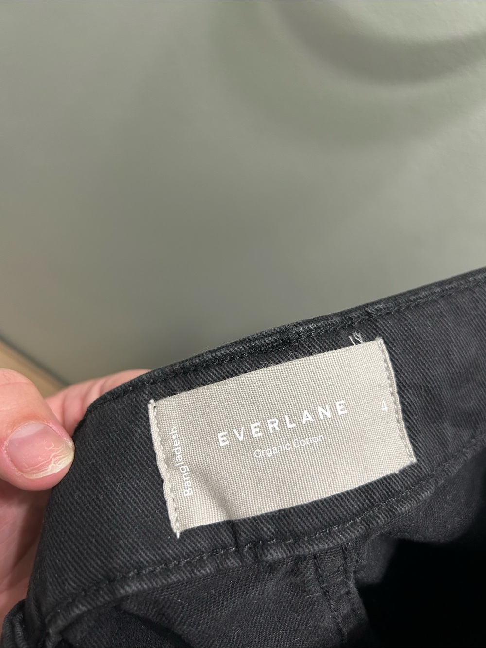 Everlane THE ORGANIC WIDE-LEG PANT in washed black - Picture 9 of 12